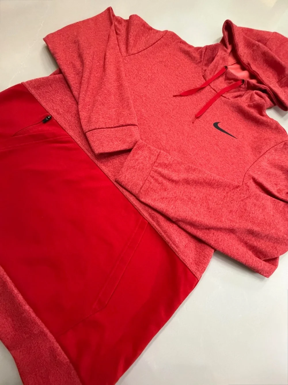 Men’s Nike Red Two-Tone Heather Pullover Therma-Fit Hoodie, L